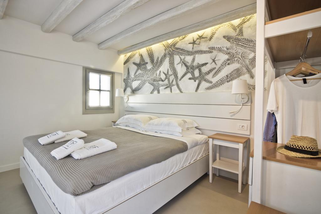 Superior Double Room Balcony Castle view